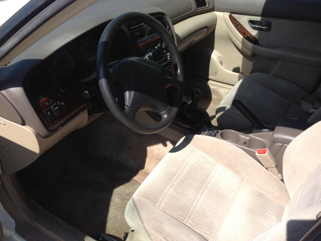 2002 Subaru Outback 143.5 LTZ