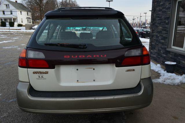 2002 Subaru Outback 143.5 LTZ