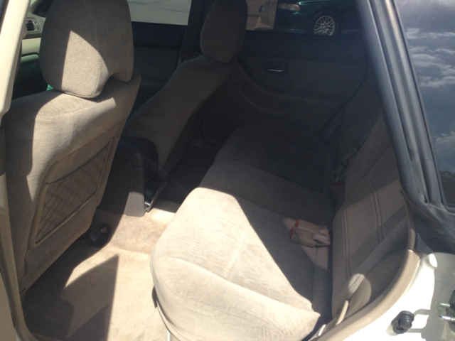 2002 Subaru Outback 143.5 LTZ