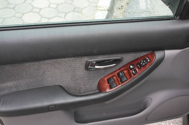 2004 Subaru Outback FC4