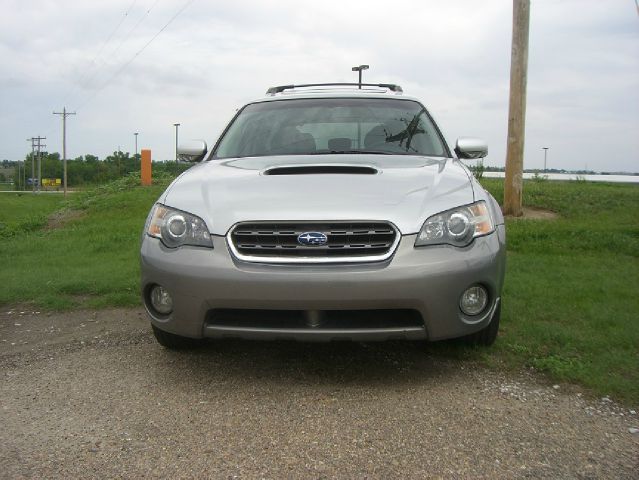 2005 Subaru Outback Reg Cab 112 WB XL