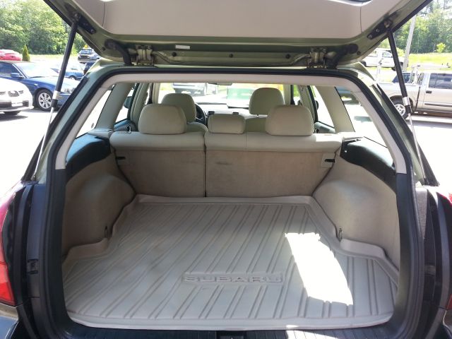 2005 Subaru Outback EX 4D Hardtop