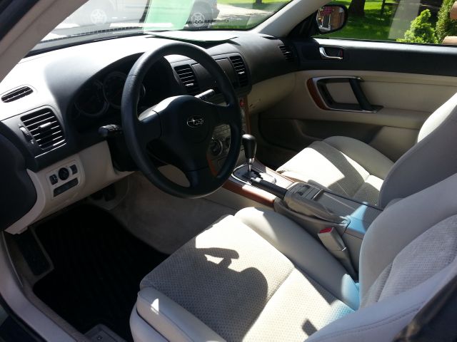 2005 Subaru Outback EX 4D Hardtop