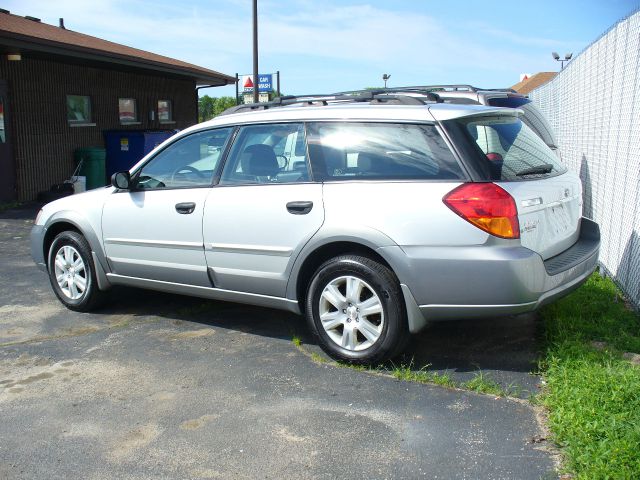 2005 Subaru Outback EX 4D Hardtop