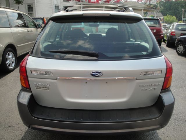 2005 Subaru Outback Sun/nav