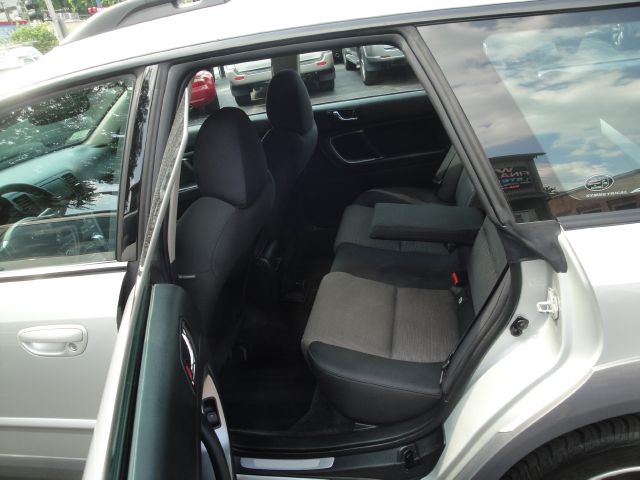 2005 Subaru Outback Sun/nav