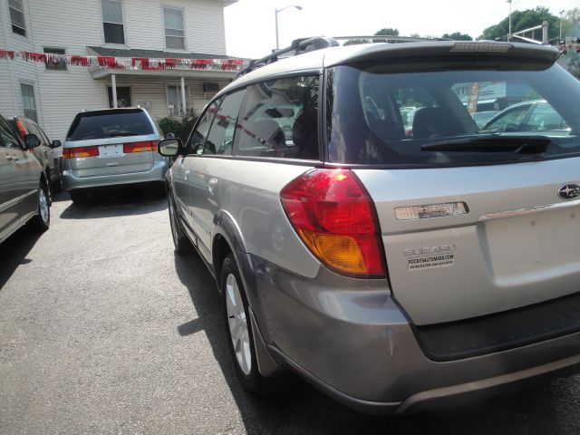 2005 Subaru Outback Sun/nav