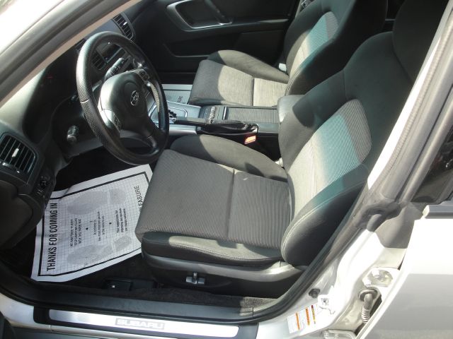 2005 Subaru Outback Sun/nav