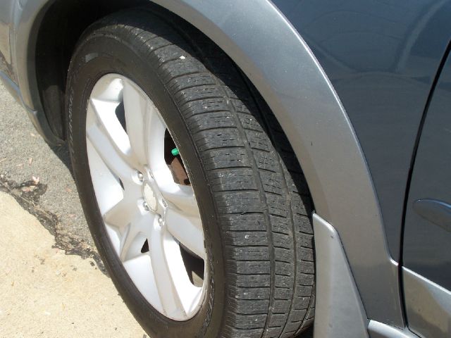 2005 Subaru Outback Sun/nav