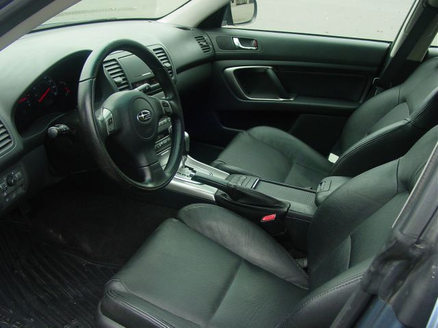 2005 Subaru Outback Reg Cab 112 WB XL