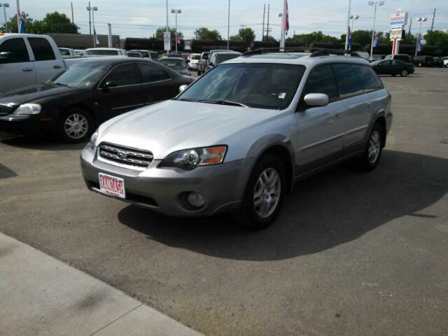2005 Subaru Outback Base Premium Track Grand Touring