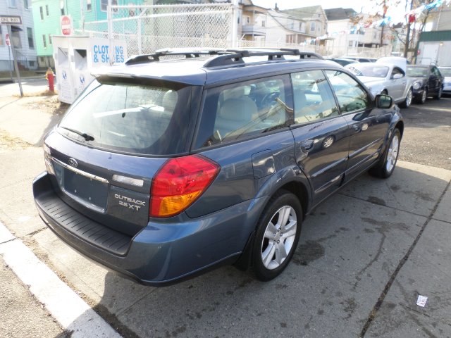 2006 Subaru Outback Reg Cab 112 WB XL