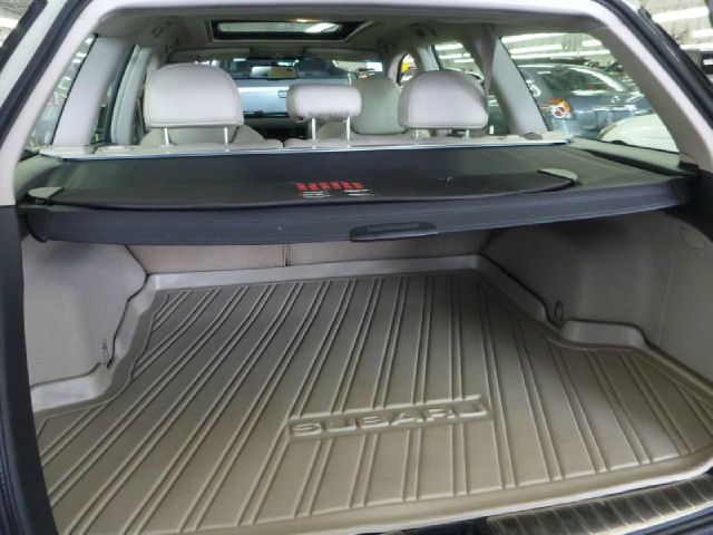 2006 Subaru Outback Reg Cab 112 WB XL