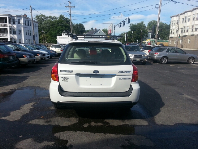 2006 Subaru Outback EX 4D Hardtop