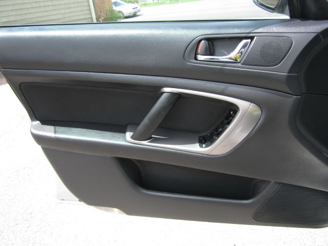 2006 Subaru Outback Unknown