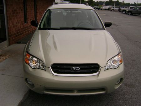 2007 Subaru Outback EX 4D Hardtop