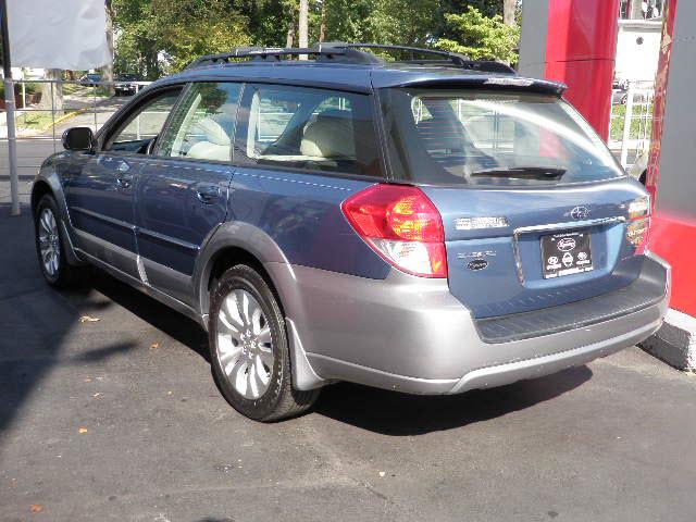 2008 Subaru Outback String Ray