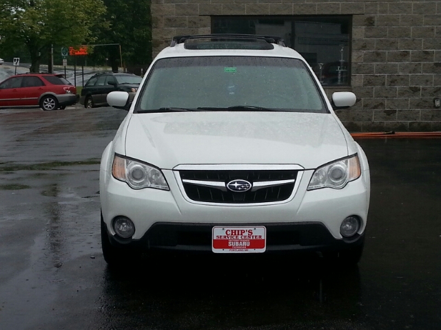 2009 Subaru Outback LTZ 4X4 (marshalltown)