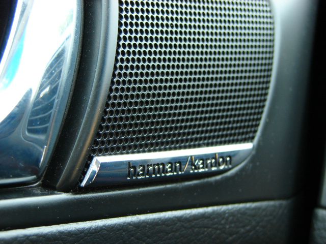 2009 Subaru Outback LTZ 4X4 (marshalltown)