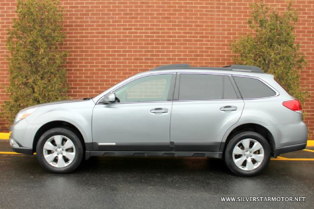 2010 Subaru Outback 2.3T Sedan 4D