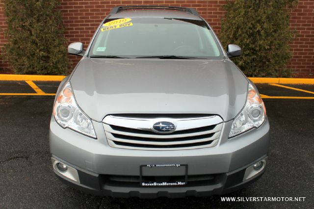 2010 Subaru Outback 2.3T Sedan 4D