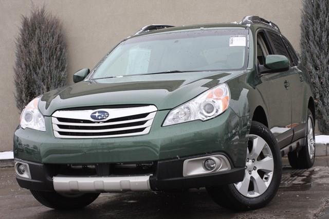 2010 Subaru Outback 2.3T Sedan 4D