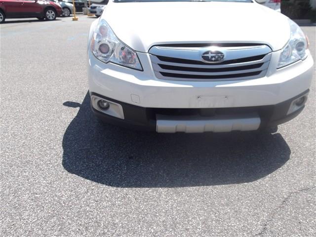 2010 Subaru Outback LTZ LEA SR NAV PRB C2