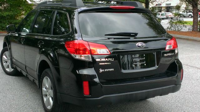 2010 Subaru Outback 2.3T Sedan 4D