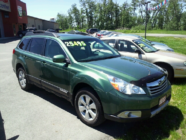 2010 Subaru Outback LTZ 4X4 (marshalltown)