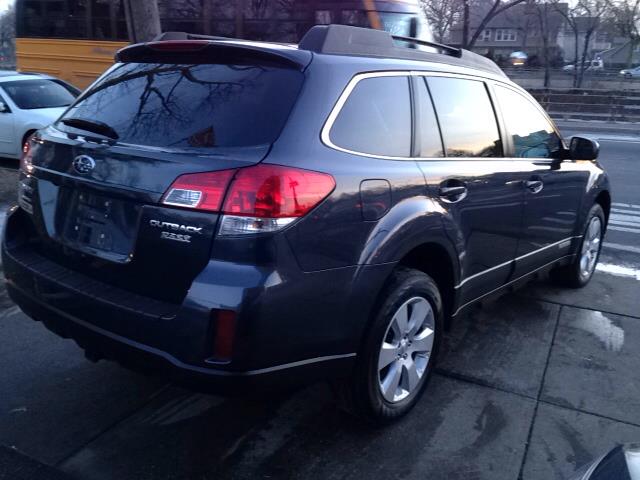 2011 Subaru Outback 2.3T Sedan 4D