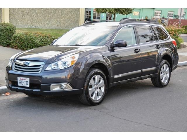 2011 Subaru Outback 2.3T Sedan 4D
