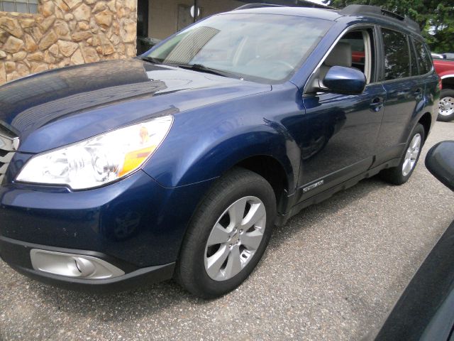 2011 Subaru Outback 2.3T Sedan 4D