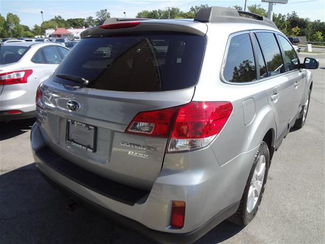 2011 Subaru Outback LTZ LEA SR NAV PRB C2