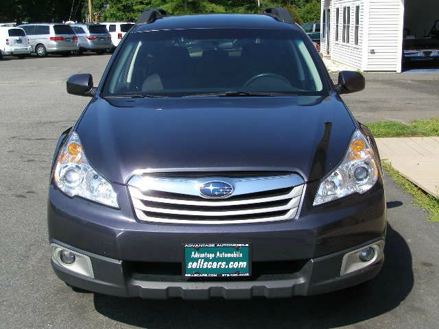 2011 Subaru Outback 2.3T Sedan 4D