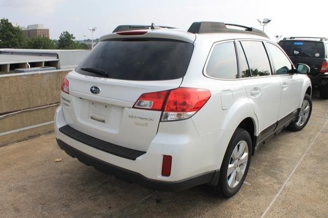 2011 Subaru Outback LTZ LEA SR NAV PRB C2