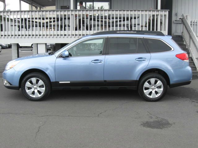 2011 Subaru Outback 2.3T Sedan 4D
