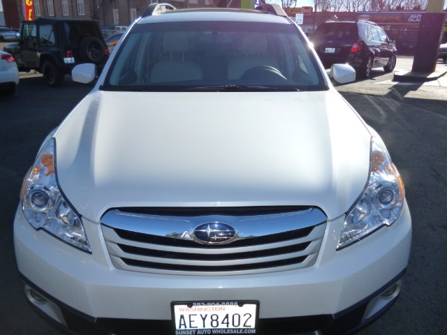 2011 Subaru Outback Extended Cab 4x4 Longbox Dually ONE Owner