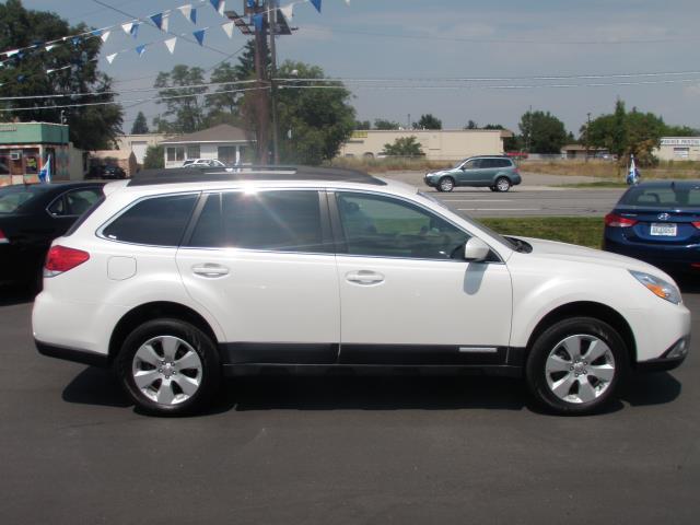 2012 Subaru Outback Premium