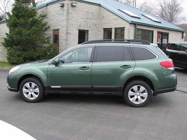 2012 Subaru Outback 4WD Crew Cab 130 LTZ
