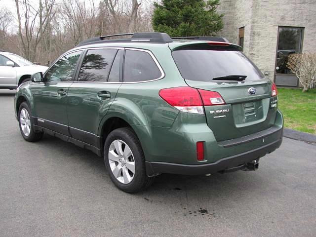 2012 Subaru Outback 4WD Crew Cab 130 LTZ
