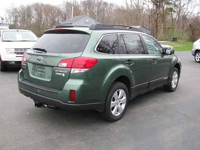 2012 Subaru Outback 4WD Crew Cab 130 LTZ