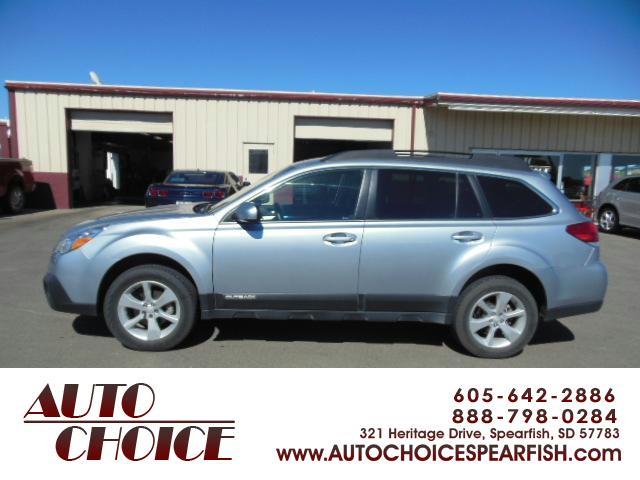 2013 Subaru Outback 2008 Chevrolet LT