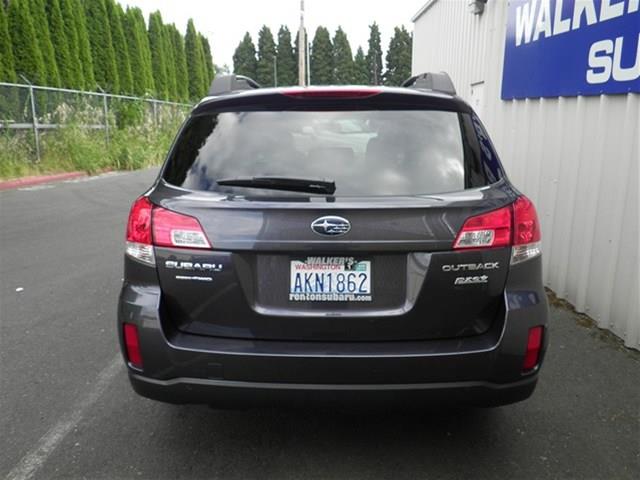 2013 Subaru Outback 2.3T Sedan 4D