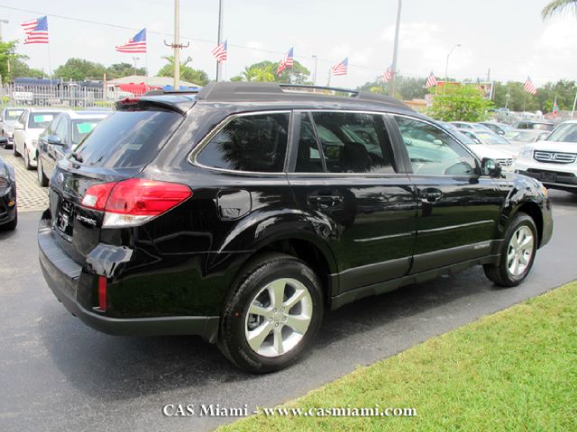 2013 Subaru Outback 2.3T Sedan 4D