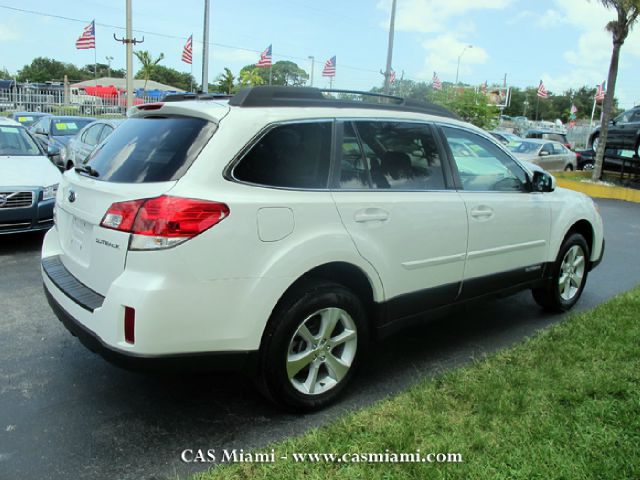 2013 Subaru Outback LTZ 4X4 (marshalltown)
