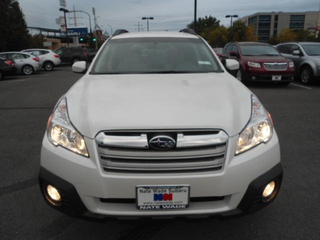 2014 Subaru Outback 2 Door