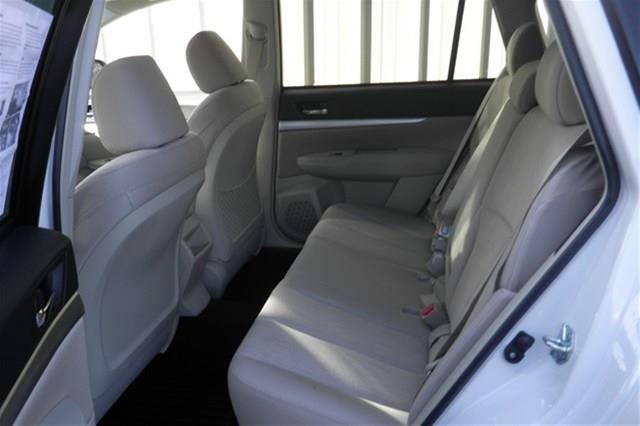 2014 Subaru Outback 2.3T Sedan 4D