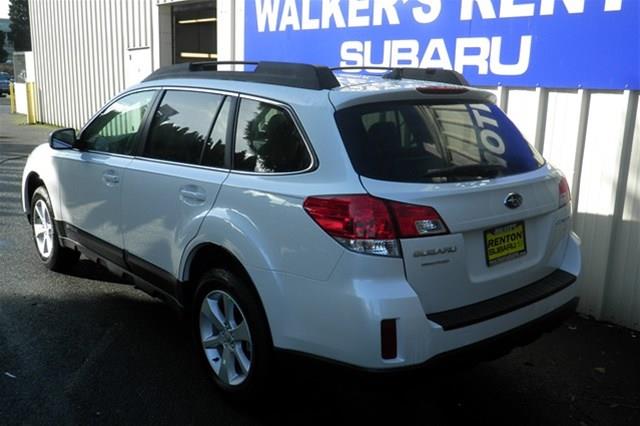 2014 Subaru Outback 2.3T Sedan 4D