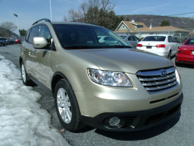 2008 Subaru Tribeca 5d Hatchback