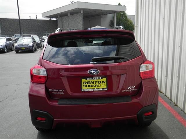 2013 Subaru XV Crosstrek Base Ext Cab Dually